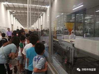 市场监管局开展 "食品透明工厂"体验日活动